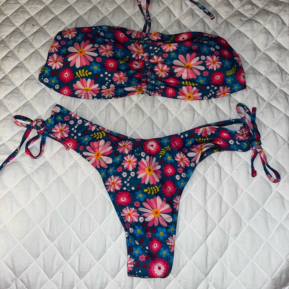 Flower Bikini